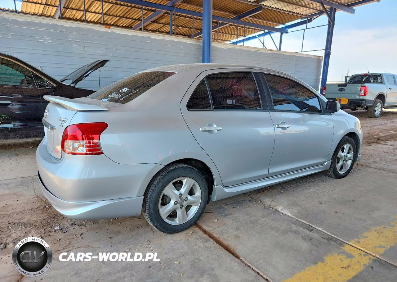 2007 Toyota Yaris S VIN:JTDBT923871079109 - 3