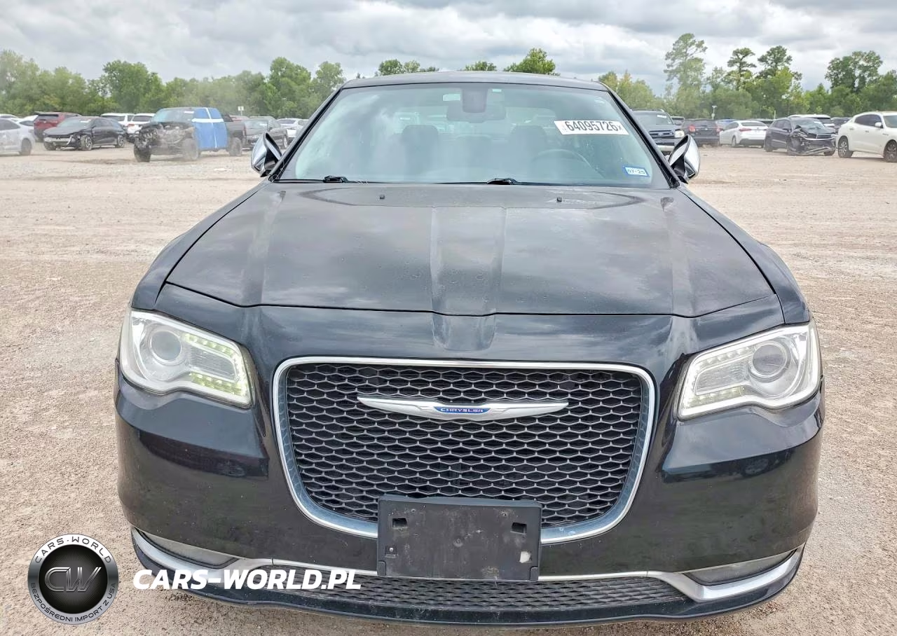 2015 Chrysler 300C VIN:2C3CCAEG6FH779901 - 5