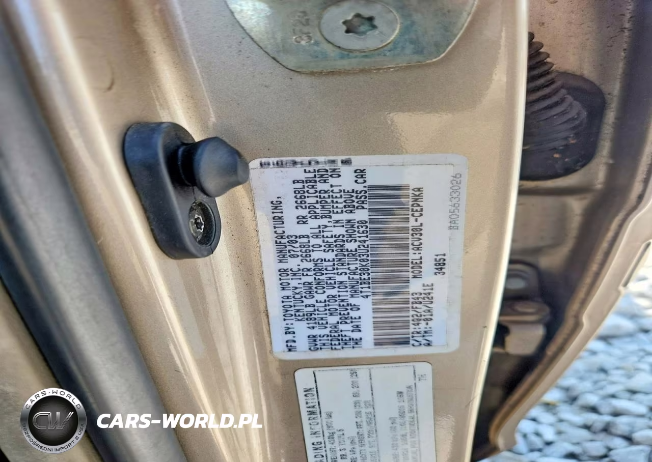 2003 Toyota Camry Le VIN:4T1BE30K03U241630 - 12