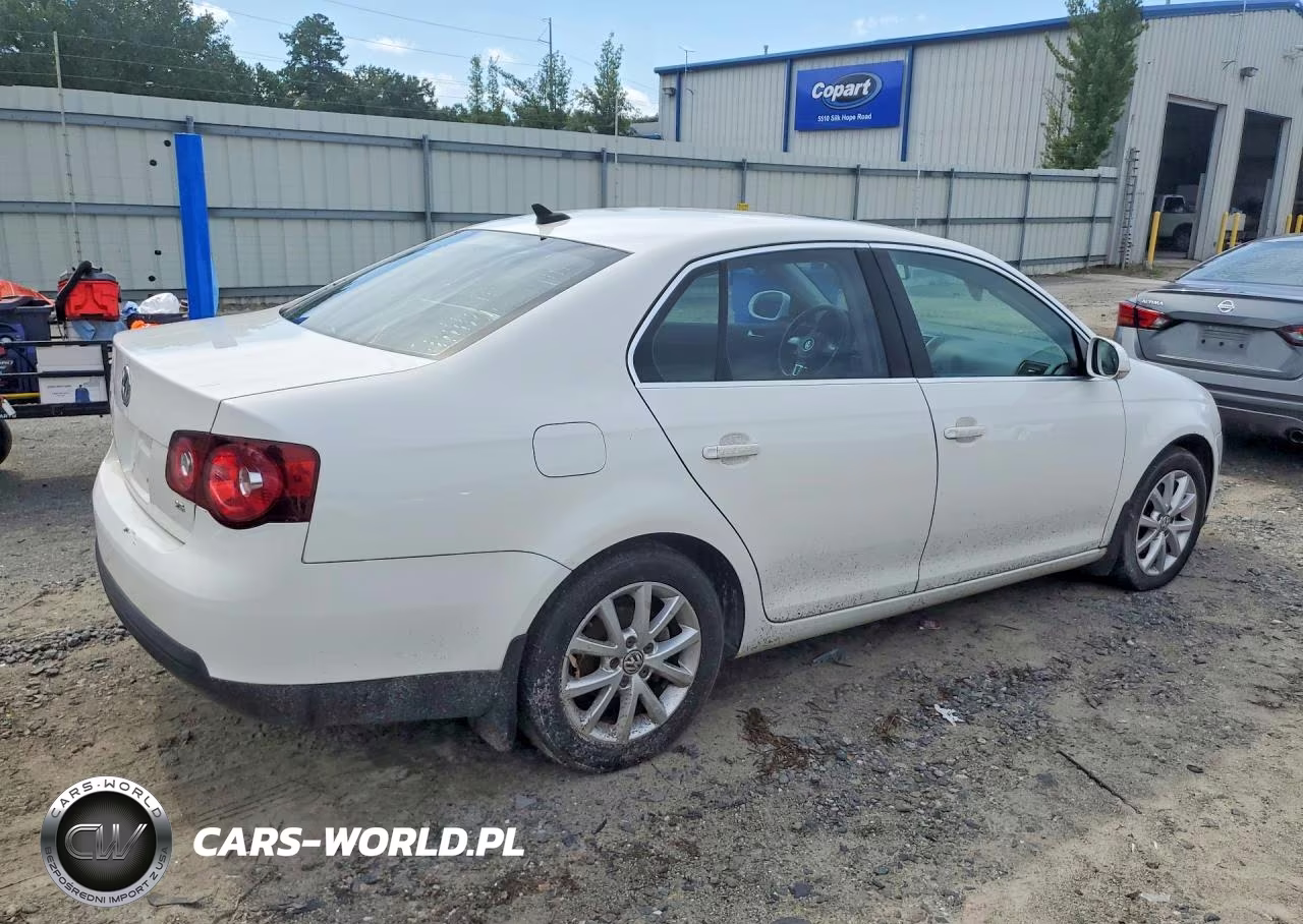 2010 Volkswagen Jetta Se VIN:3VWRZ7AJ8AM045549 - 3