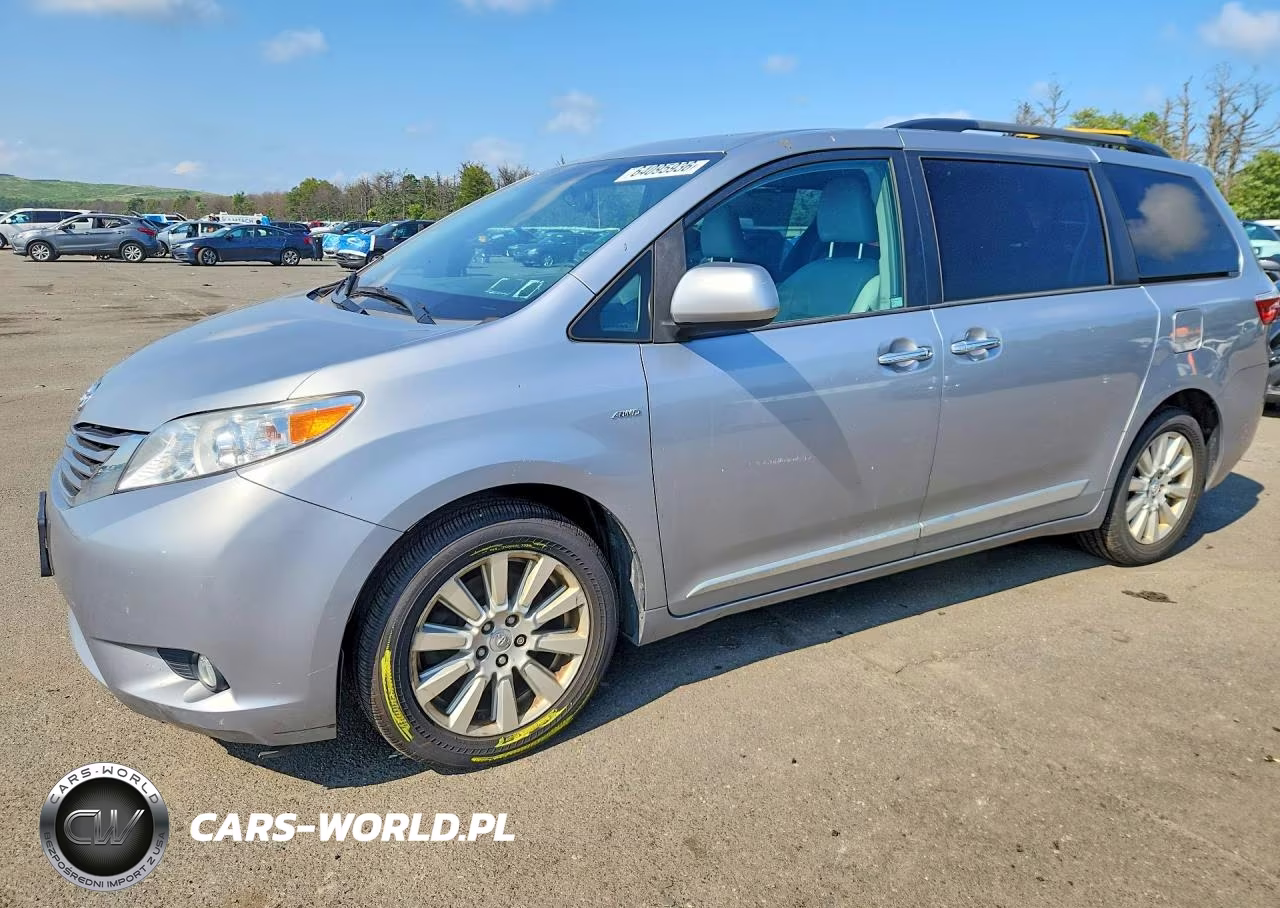 2017 Toyota Sienna Xle 7-Passenger – zdjęcie 1 z 12