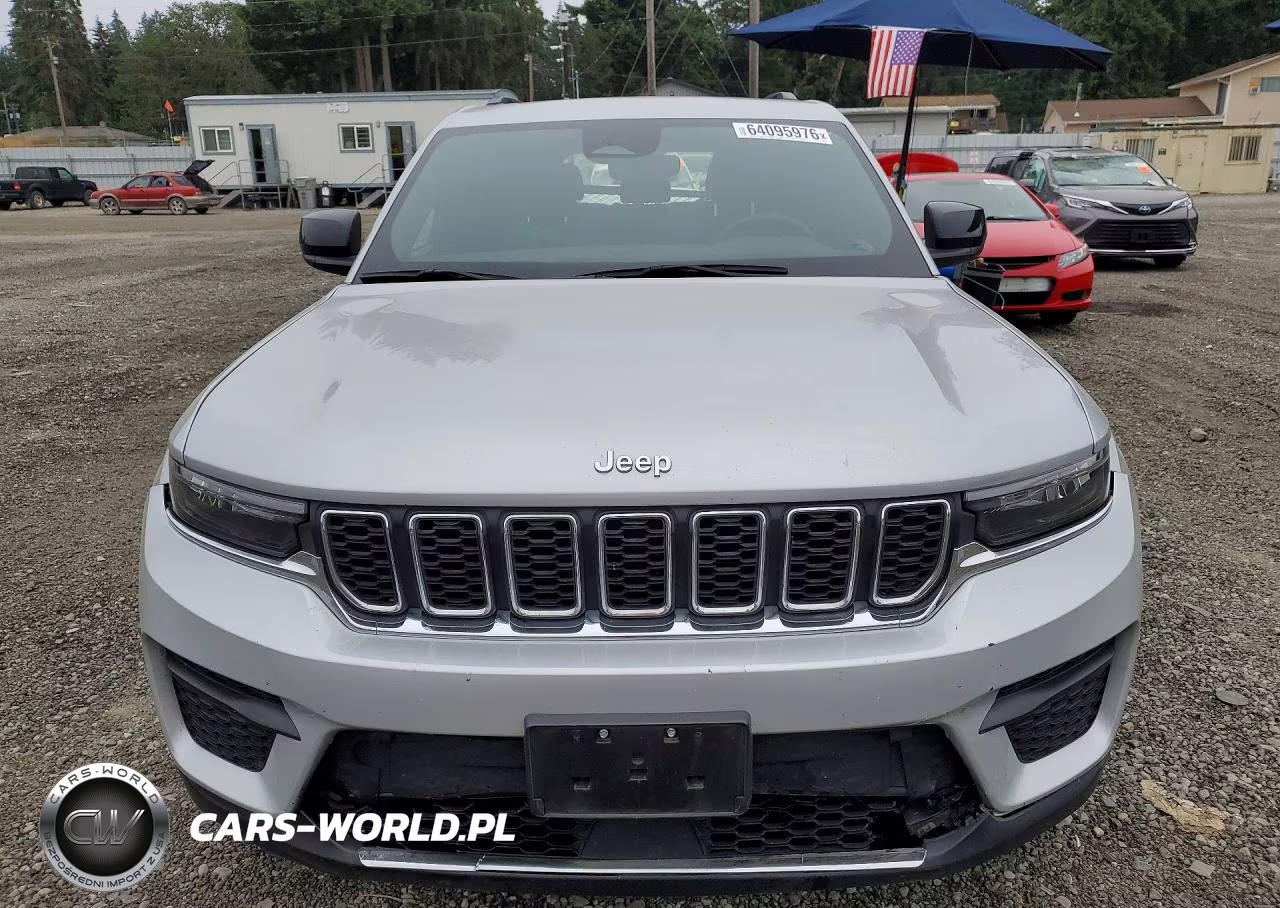 2024 Jeep Grand Cherokee Laredo VIN:1C4RJHAG1RC180082 - 5