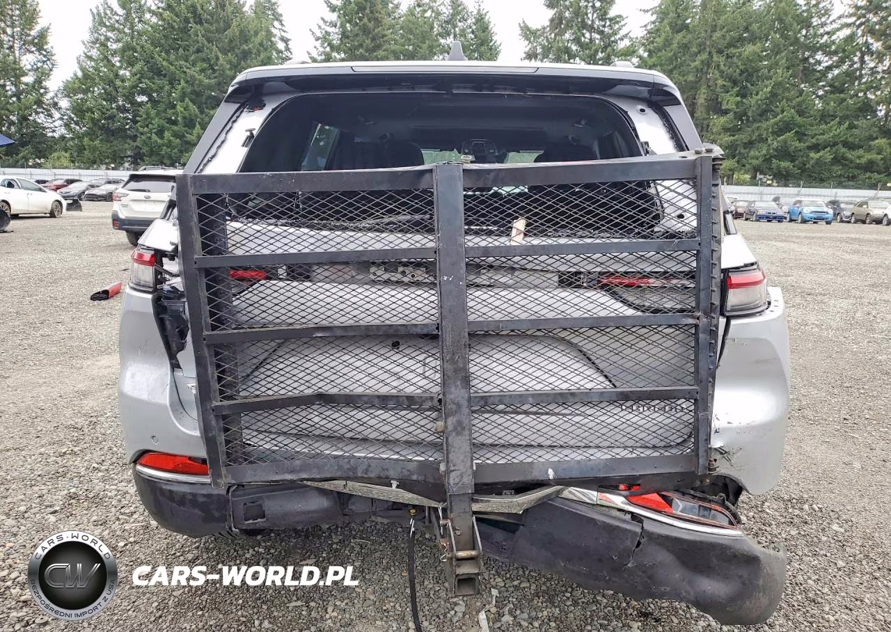 2024 Jeep Grand Cherokee Laredo VIN:1C4RJHAG1RC180082 - 6