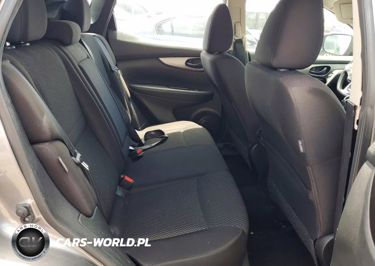 2020 Nissan Rogue Sport S VIN:JN1BJ1CV0LW253696 - 11