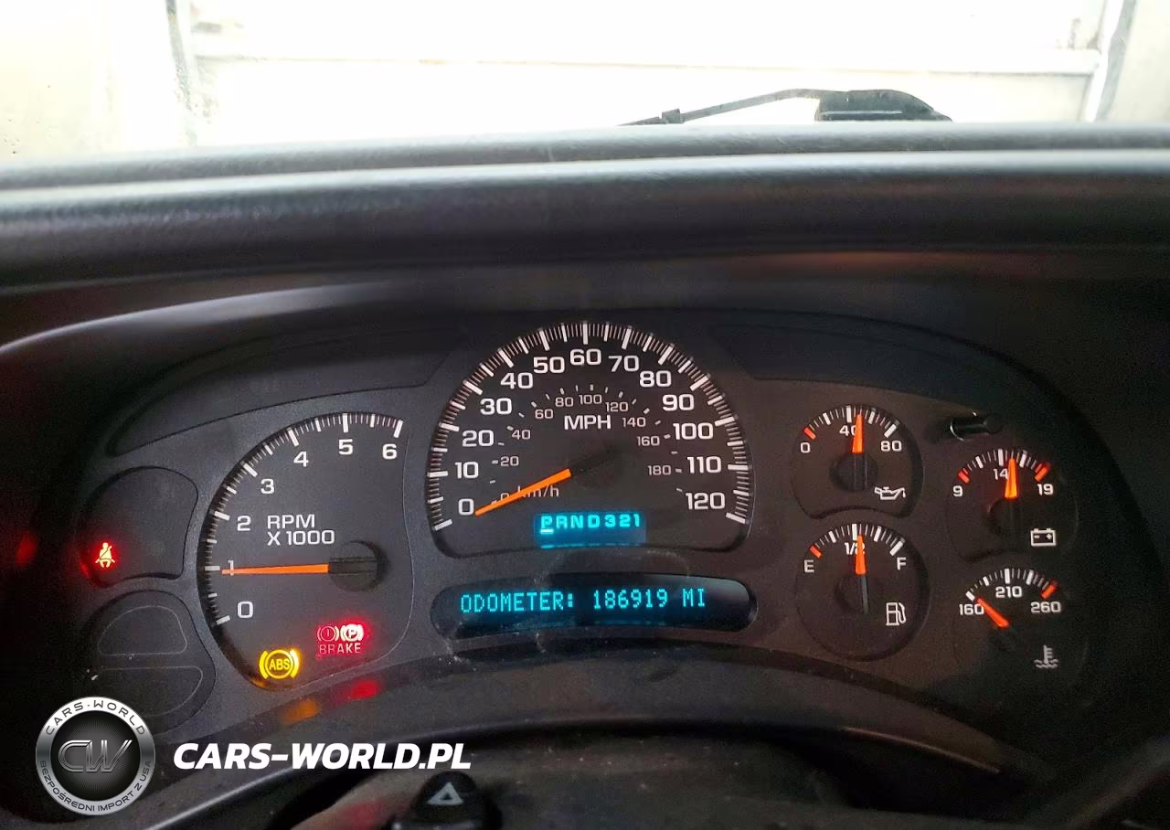 2004 Chevrolet Silverado C1500 VIN:1GCEC14VX4Z327404 - 9