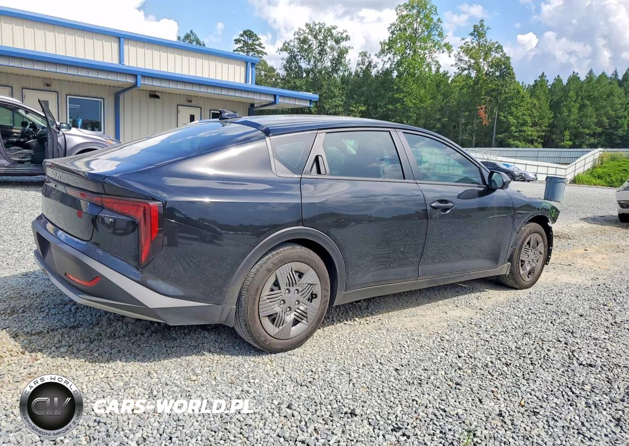 2026 Kia K4 Lx VIN:3KPFT4DE9TE330990 - 3