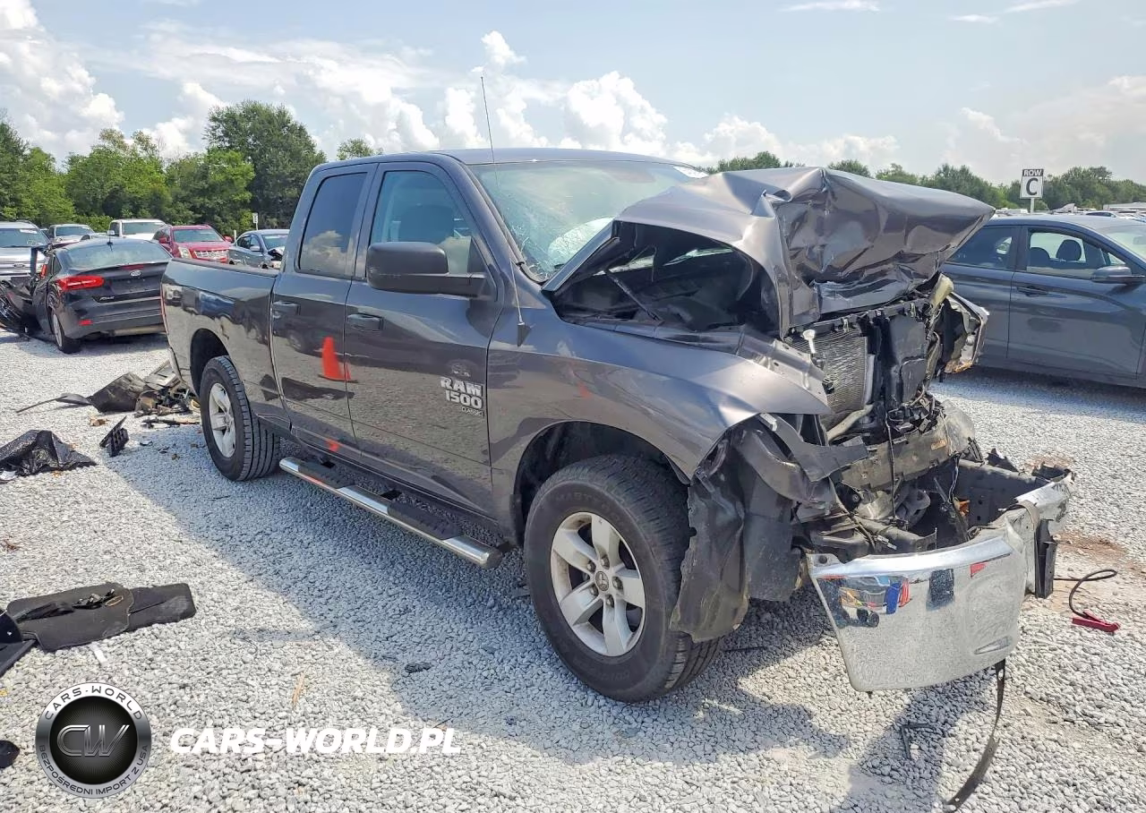 2020 Ram 1500 Classic Tradesman VIN:1C6RR6FG7LS128188 - 4