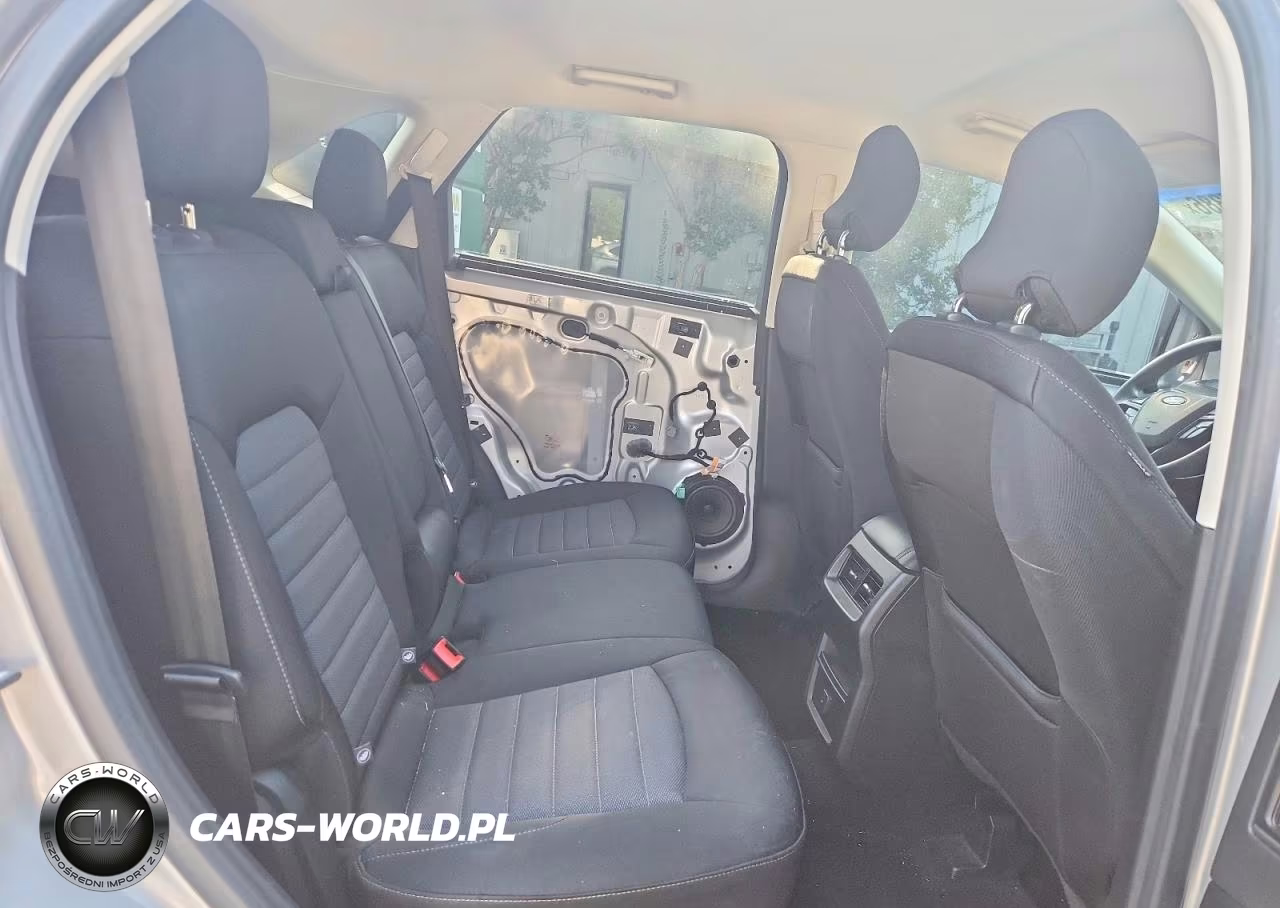 2016 Ford Edge Se VIN:2FMPK3G99GBB84020 - 10