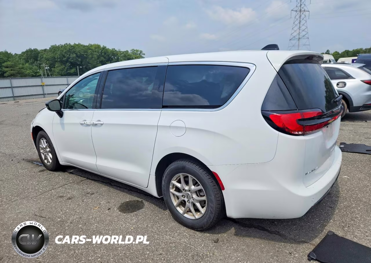 2025 Chrysler Pacifica Select VIN:2C4RC1BGXSR503932 - 2