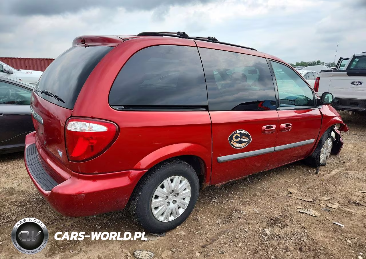 2006 Chrysler Town & Country VIN:1A4GP45R46B693283 - 3