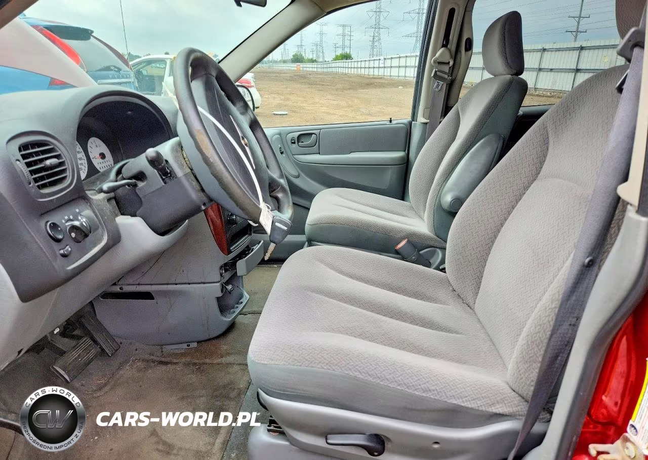 2006 Chrysler Town & Country VIN:1A4GP45R46B693283 - 7