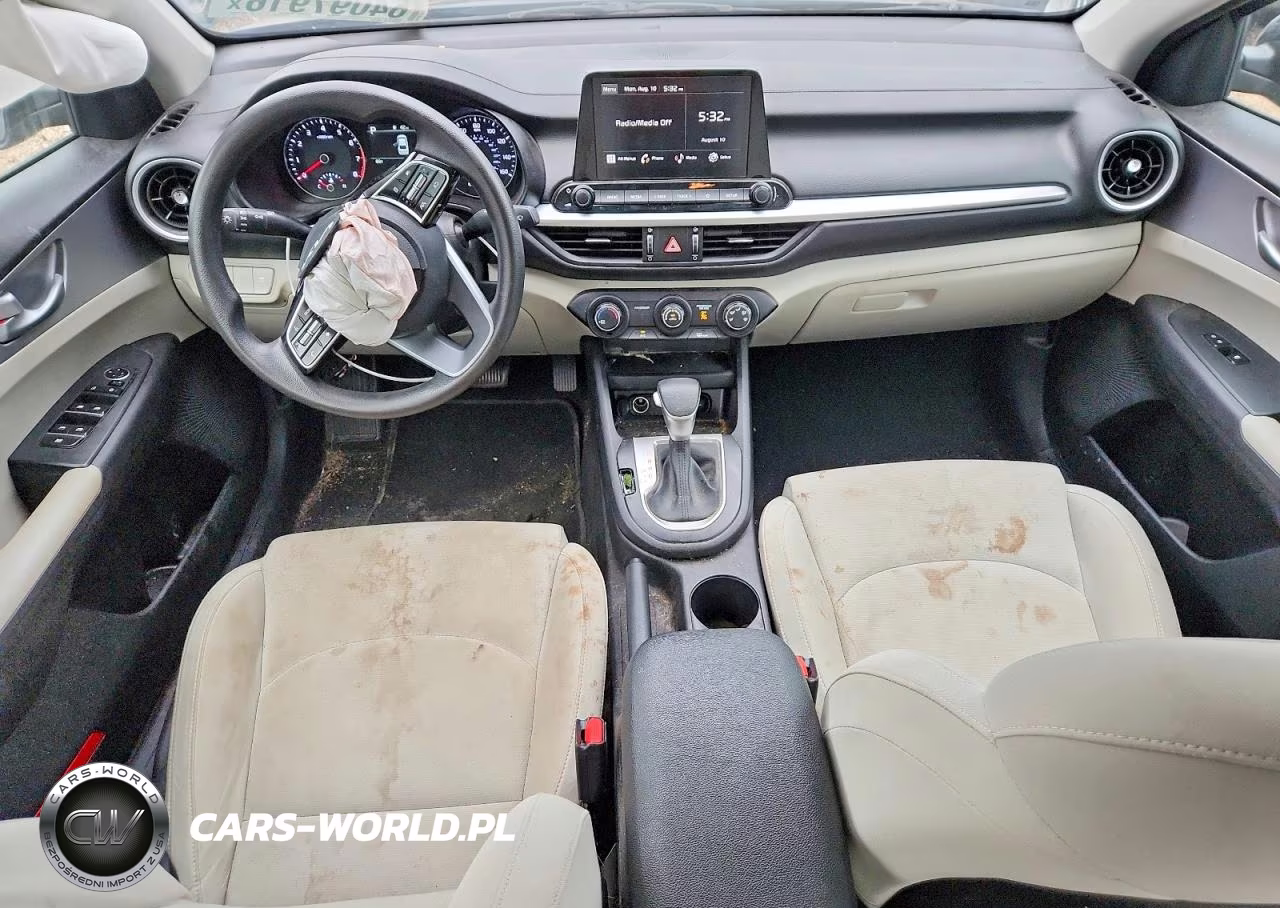 2022 Kia Forte Lxs VIN:3KPF24AD9NE481832 - 8