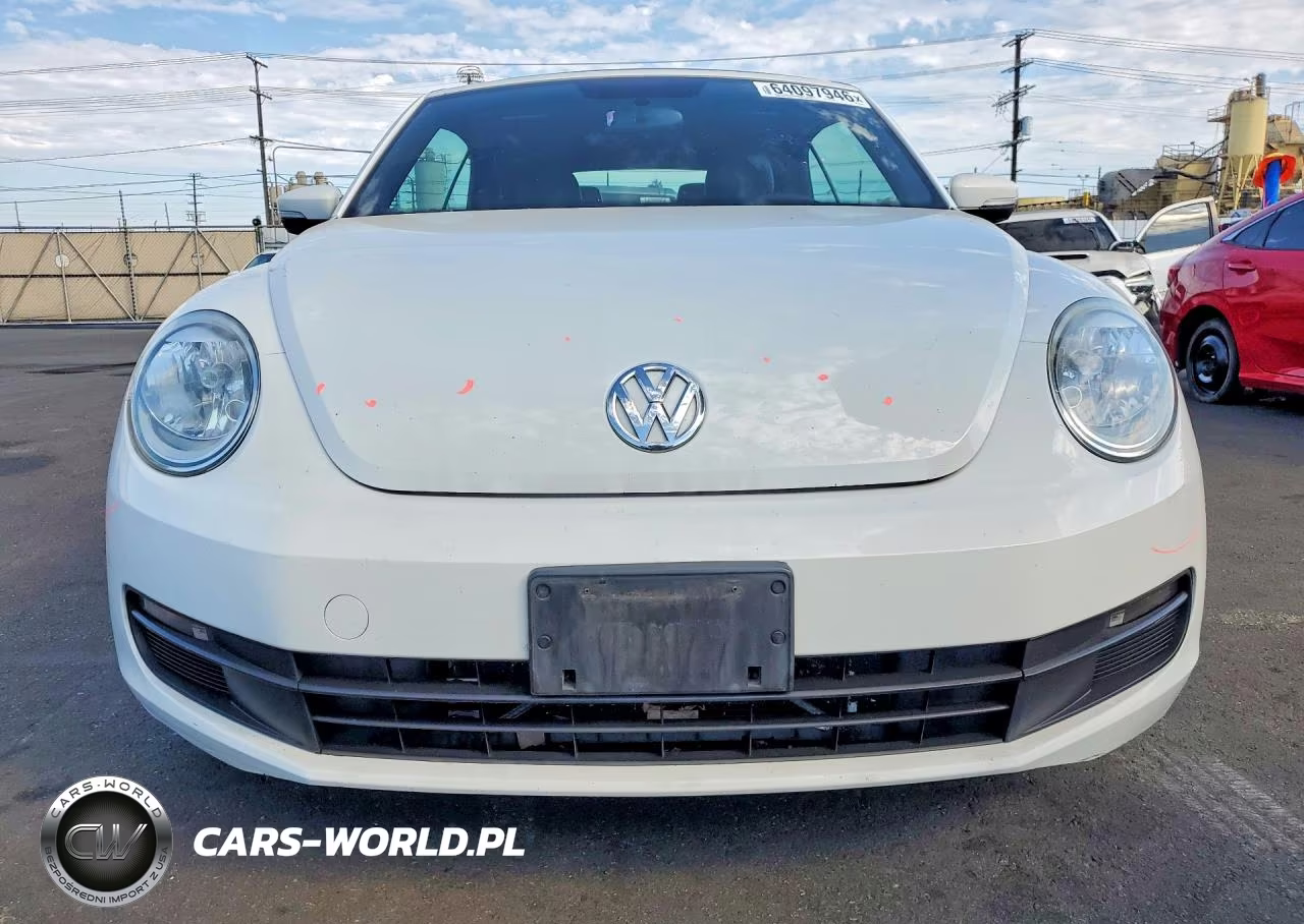 2013 Volkswagen Beetle VIN:3VW5P7AT5DM826183 - 5