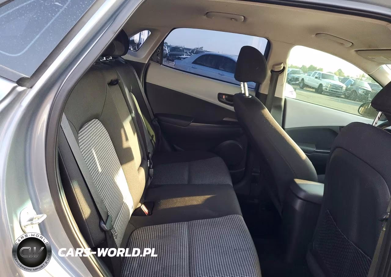 2019 Hyundai Kona Se VIN:KM8K12AA7KU254949 - 10