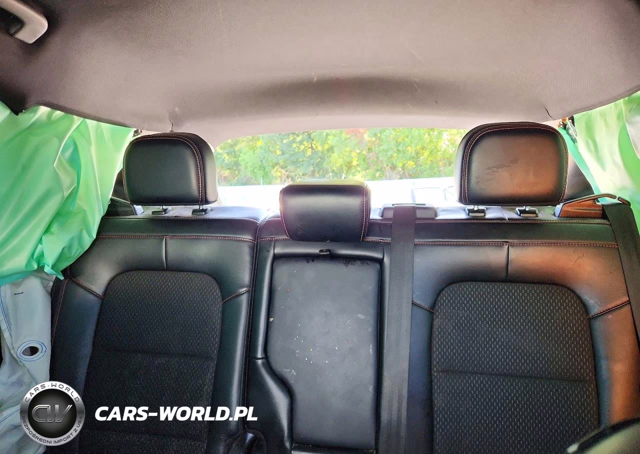 2024 Ford Escape St Line VIN:1FMCU0MN9RUA47617 - 10
