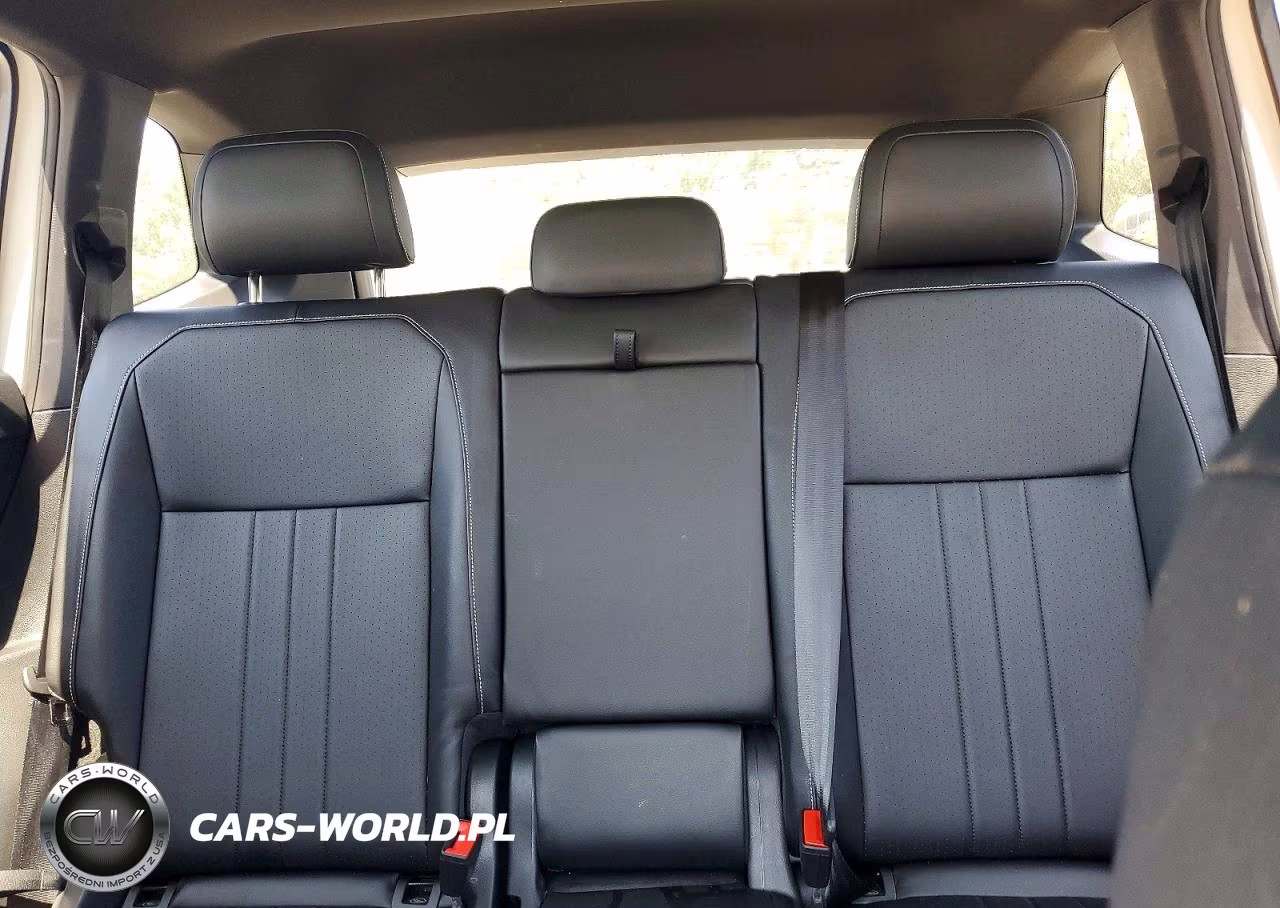 2024 Volkswagen Tiguan Se R-Line Black VIN:3VV8B7AX0RM198172 - 10