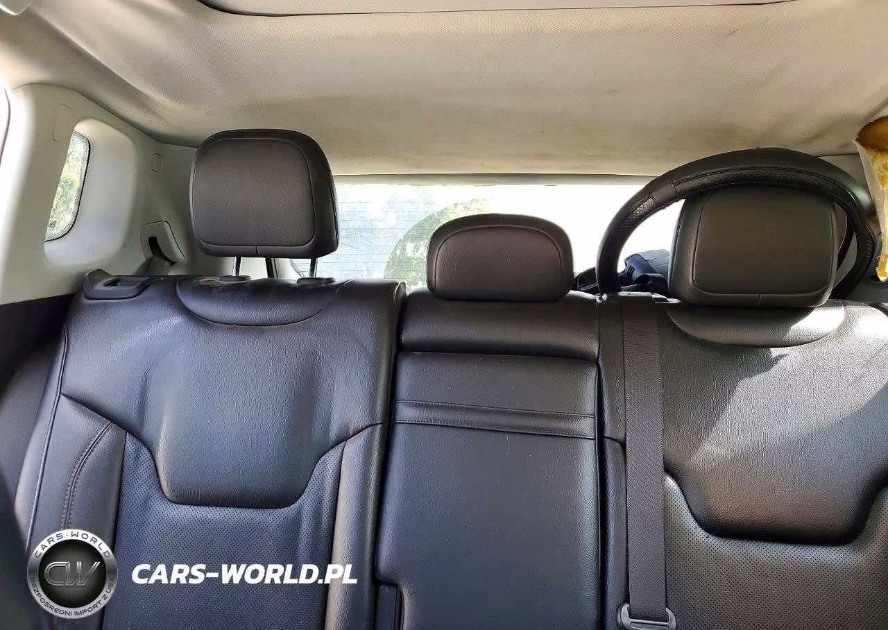 2019 Jeep Compass Limited VIN:3C4NJDCB3KT594497 - 10