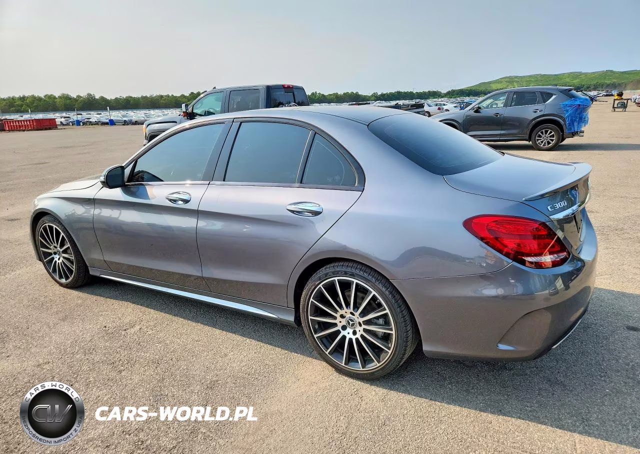 2018 Mercedes-Benz C 300 4Matic VIN:55SWF4KB4JU262331 - 2