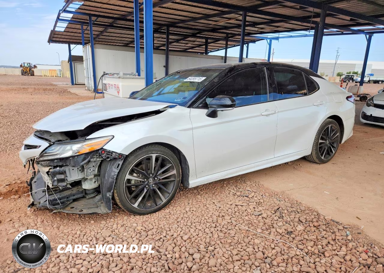 2018 Toyota Camry Xse V6 – zdjęcie 1 z 13