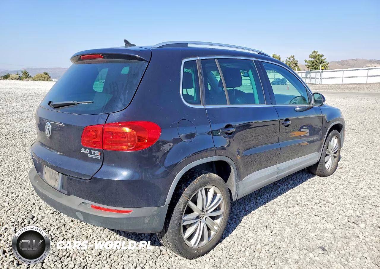 2012 Volkswagen Tiguan S VIN:WVGBV7AX4CW518544 - 3