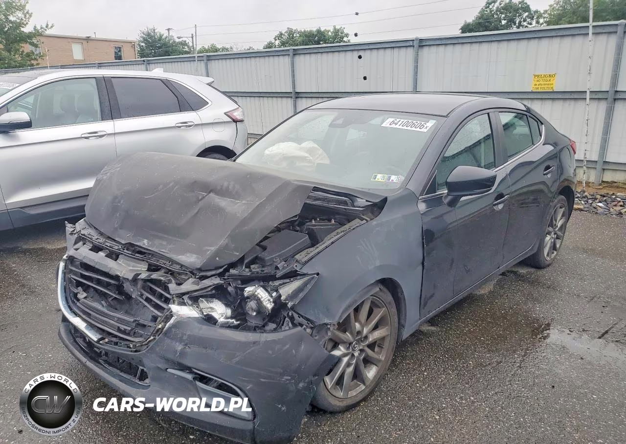2018 Mazda 3 Touring – zdjęcie 1 z 12