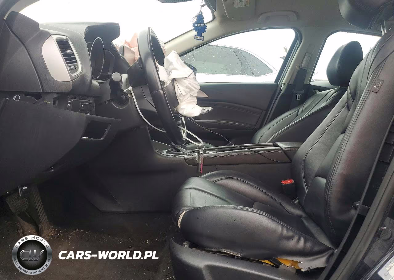 2018 Mazda 3 Touring VIN:3MZBN1V33JM182730 - 7