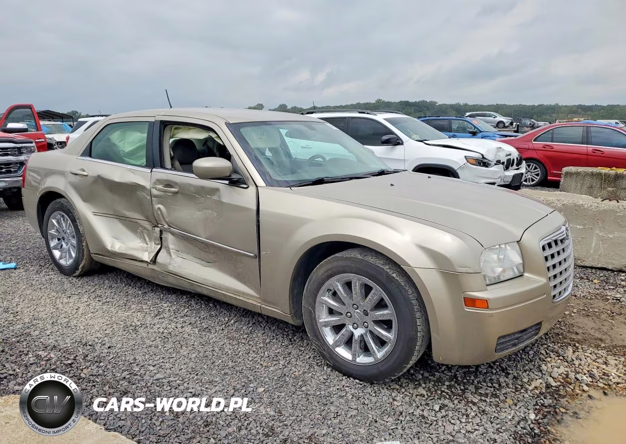 2008 Chrysler 300 Lx VIN:2C3LA43R08H135986 - 4