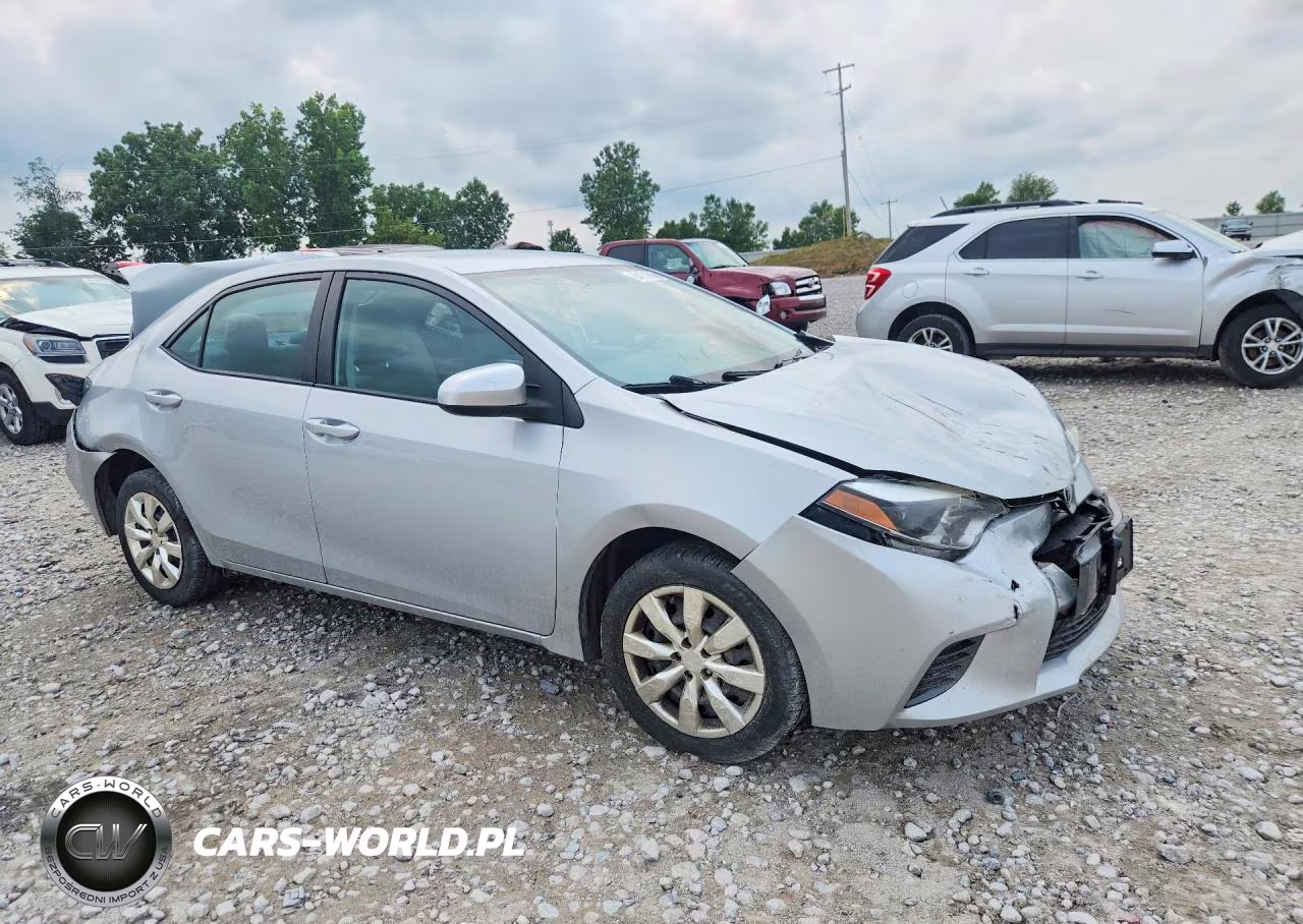 2016 Toyota Corolla Le VIN:5YFBURHE8GP509402 - 4
