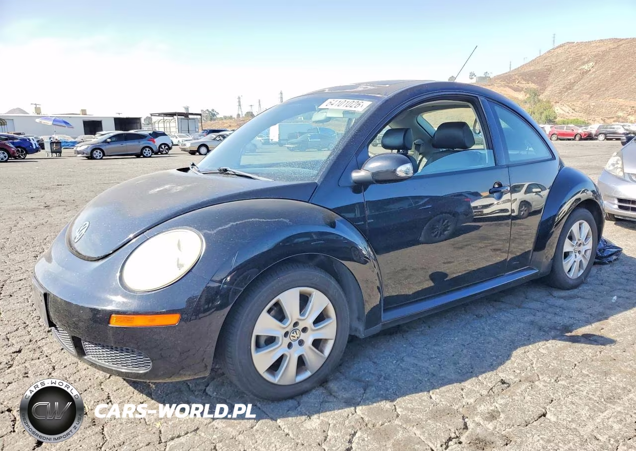 2009 Volkswagen New Beetle S