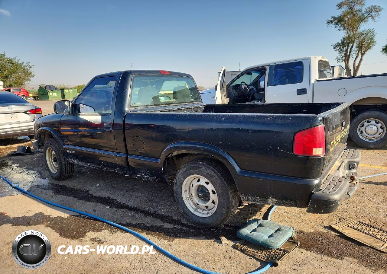 2000 Chevrolet S Truck S10 VIN:1GCCS1457YK240357 - 2
