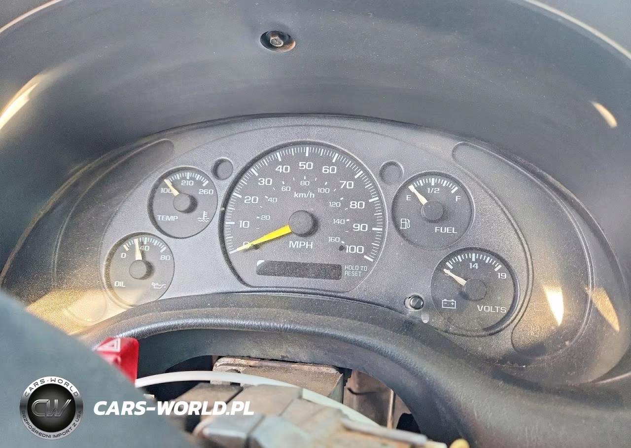 2000 Chevrolet S Truck S10 VIN:1GCCS1457YK240357 - 9