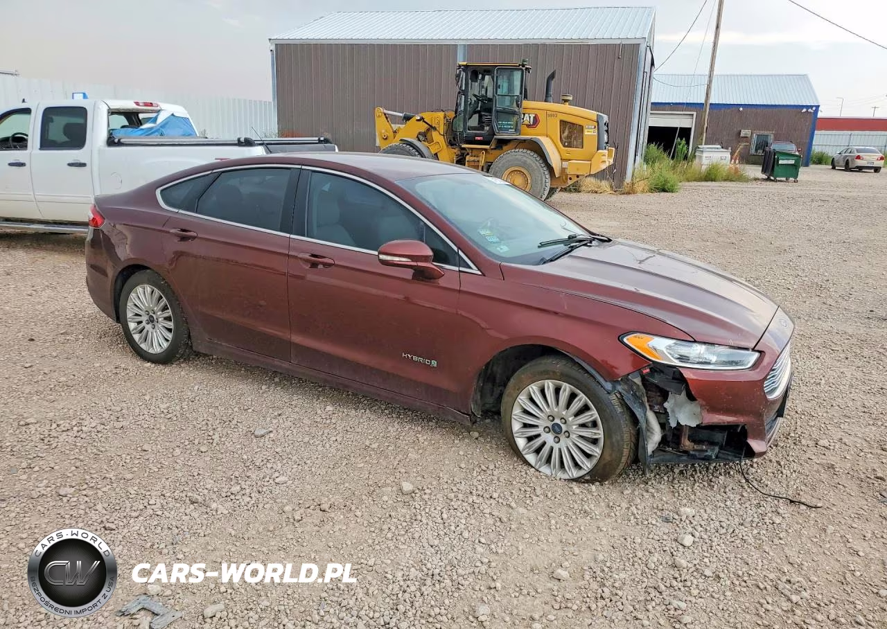 2015 Ford Fusion Se Hybrid VIN:3FA6P0LU5FR310874 - 4