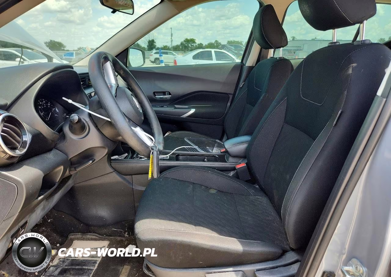 2024 Nissan Kicks Sv VIN:3N1CP5CV7RL512774 - 7