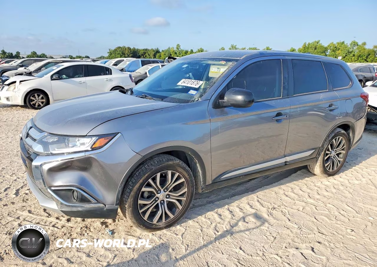 2018 Mitsubishi Outlander Es – zdjęcie 1 z 13
