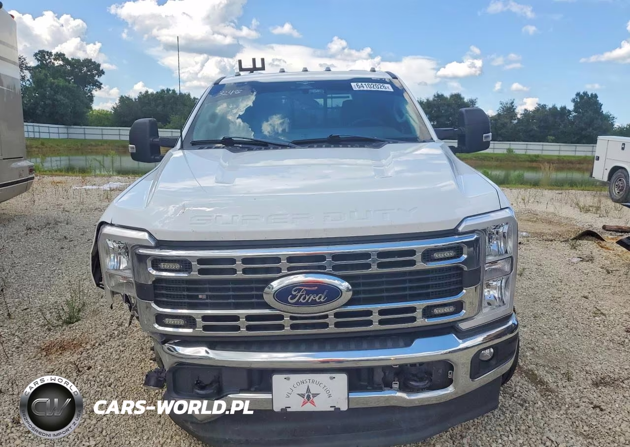 2023 Ford F350 Super Duty VIN:1FD8W3HT8PEC92166 - 5