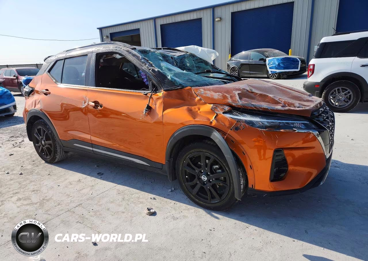 2021 Nissan Kicks Sr VIN:3N1CP5DV4ML563138 - 4
