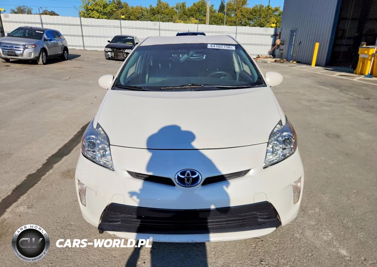 2014 Toyota Prius VIN:JTDKN3DU1E1791987 - 5
