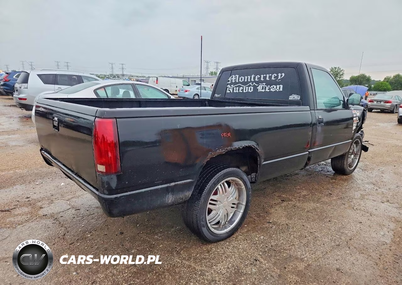 1992 Chevrolet Gmt-400 C1500 VIN:1GCEC14K9NZ106657 - 3