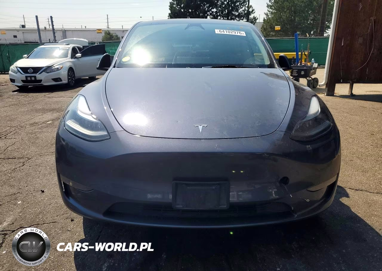 2023 Tesla Model Y VIN:7SAYGDEE8PA176607 - 5