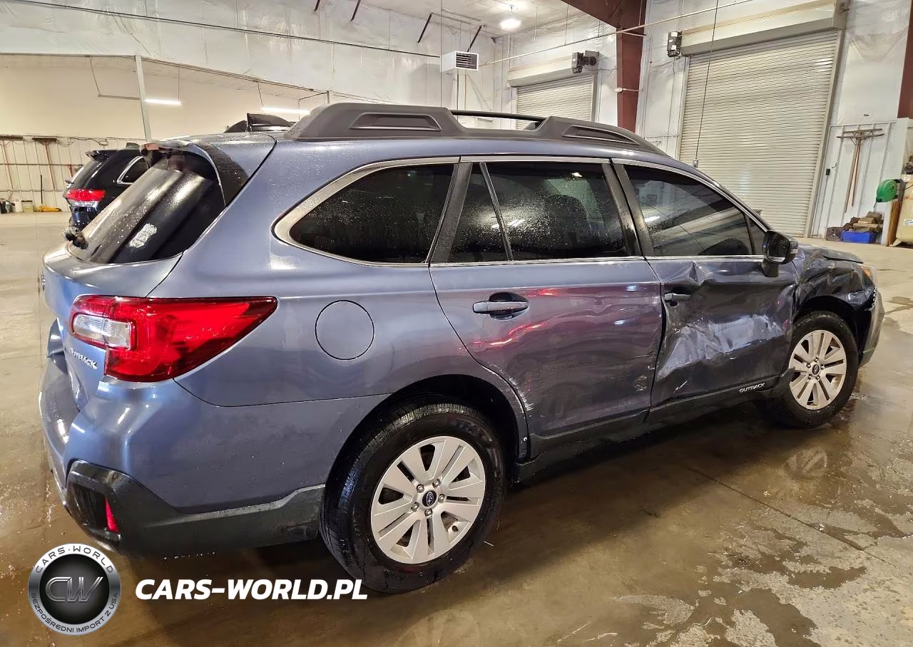 2018 Subaru Outback 2.5I Premium VIN:4S4BSAFCXJ3315247 - 3