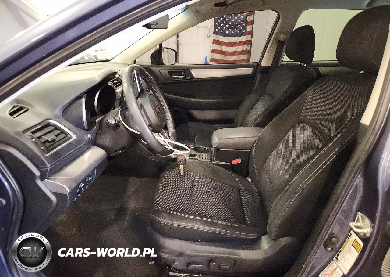 2018 Subaru Outback 2.5I Premium VIN:4S4BSAFCXJ3315247 - 7