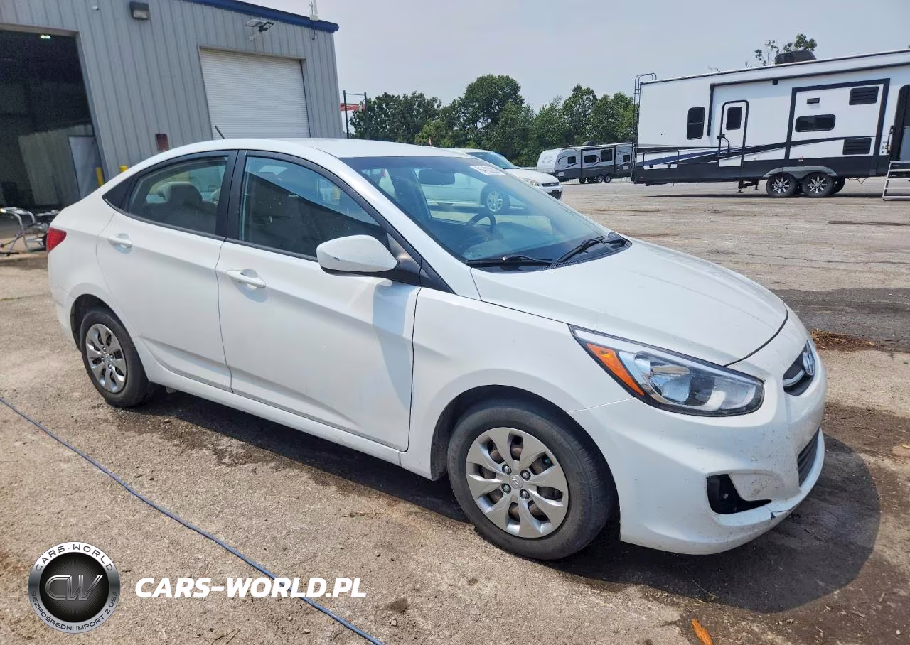 2017 Hyundai Accent Se VIN:KMHCT4AE1HU272336 - 4