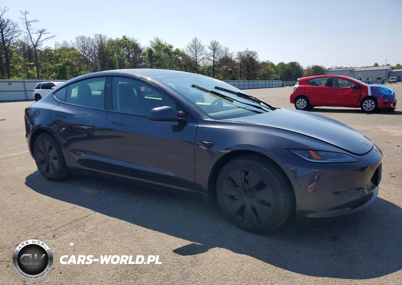2024 Tesla Model 3 VIN:5YJ3E1EA8RF734860 - 4