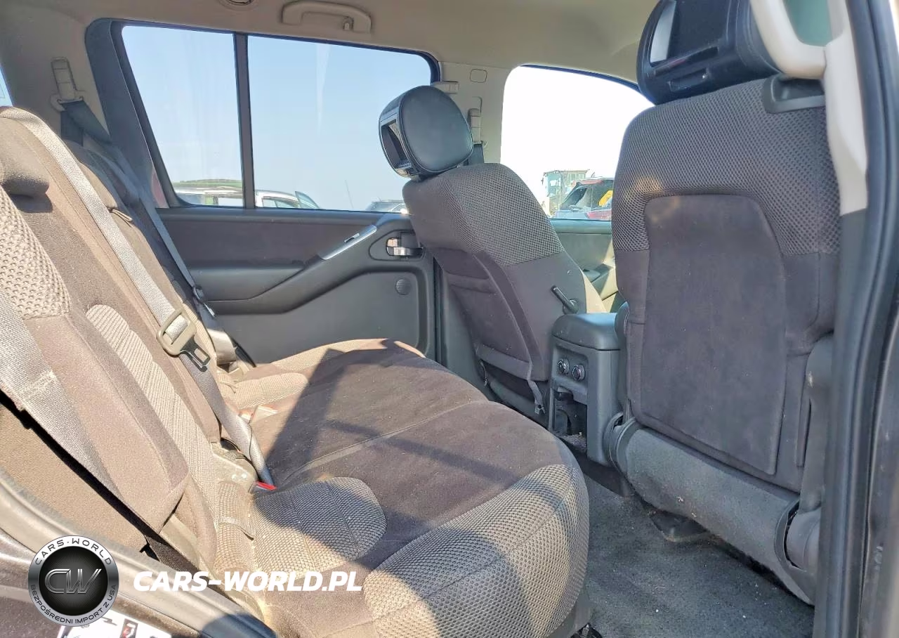 2010 Nissan Pathfinder S Fe+ VIN:5N1AR1NNXAC626882 - 11