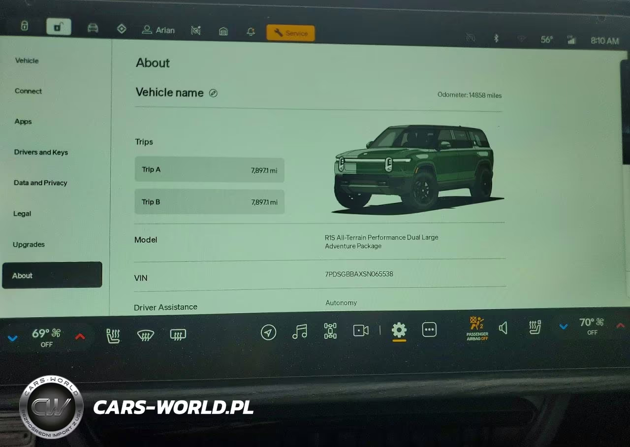 2025 Rivian R1S Adventure VIN:7PDSGBBAXSN065538 - 9