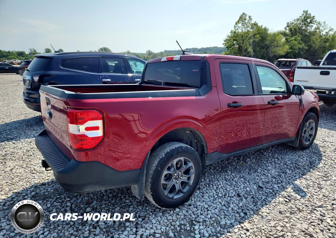 2025 Ford Maverick Xlt VIN:3FTTW8JA6SRA15381 - 3