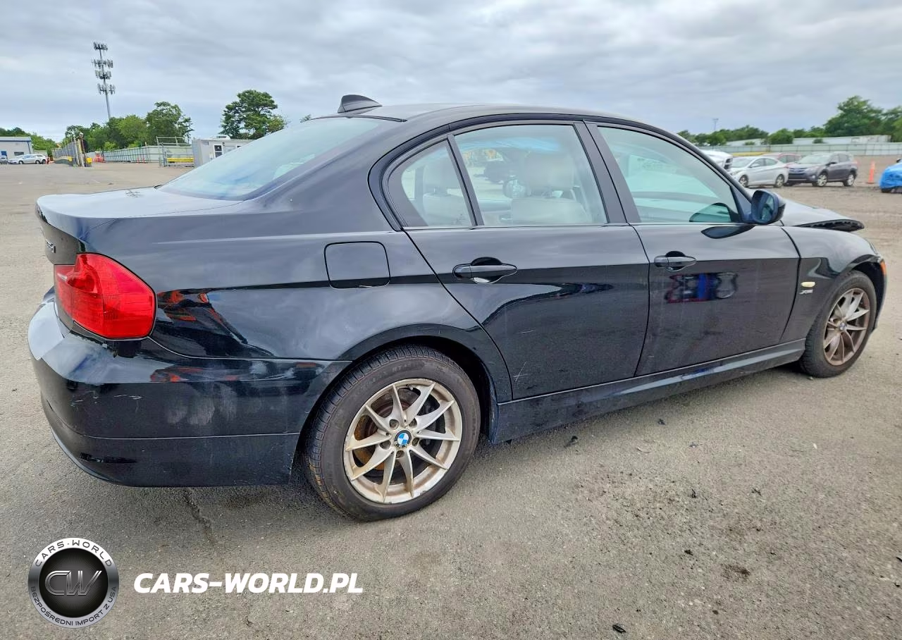 2010 BMW 328 Xi Sulev VIN:WBAPK5C57AA650627 - 3
