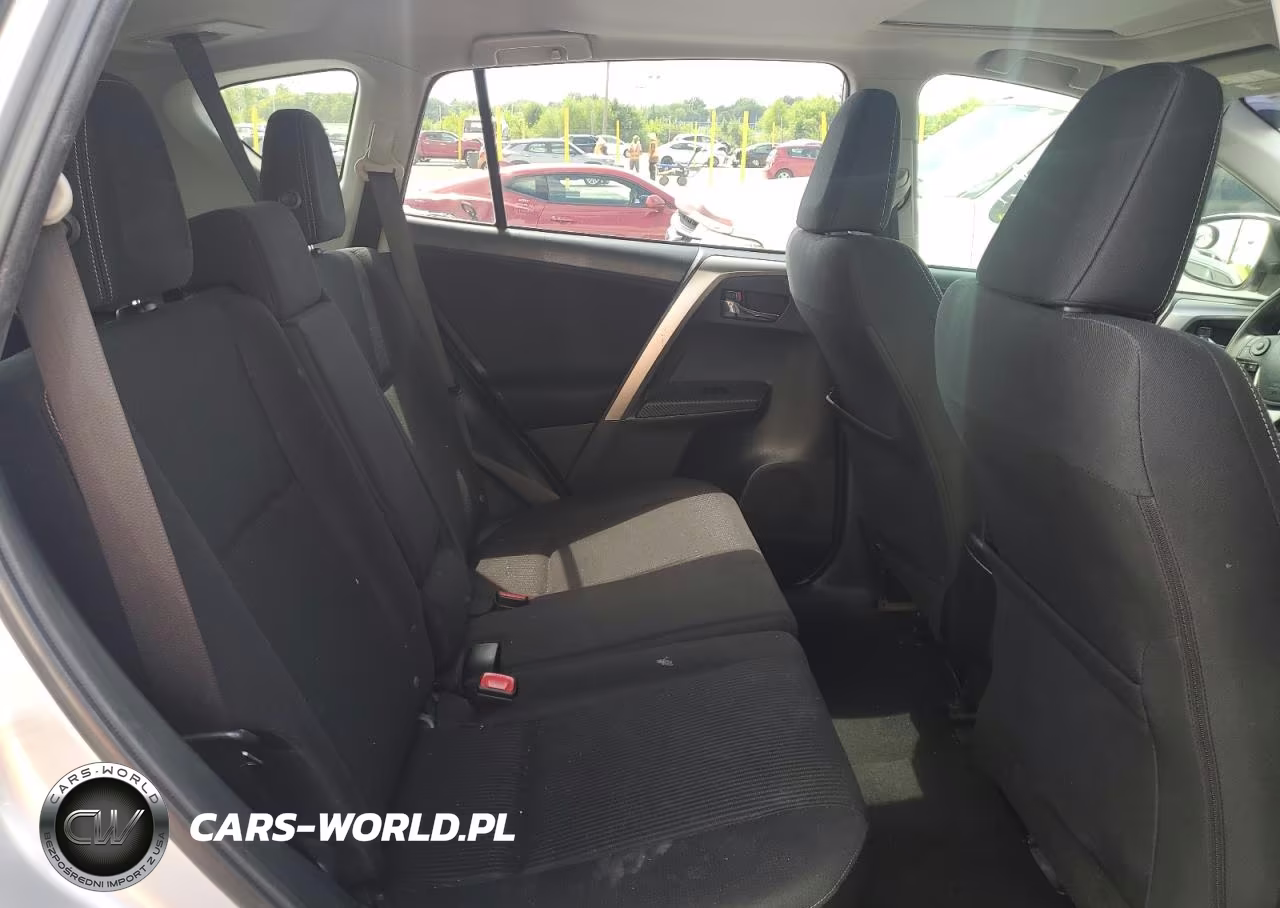 2015 Toyota Rav4 Xle VIN:JTMRFREV2FD127235 - 10