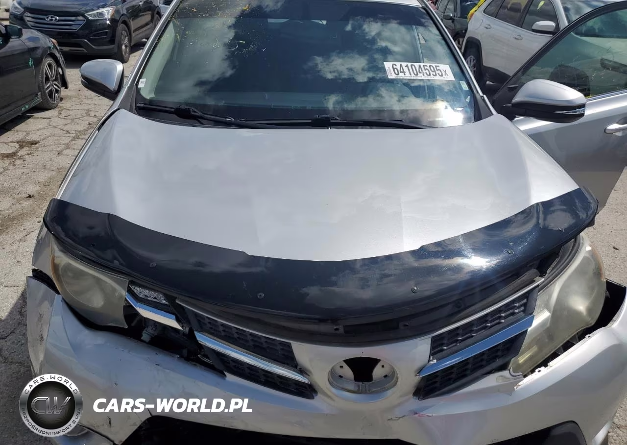 2015 Toyota Rav4 Xle VIN:JTMRFREV2FD127235 - 11
