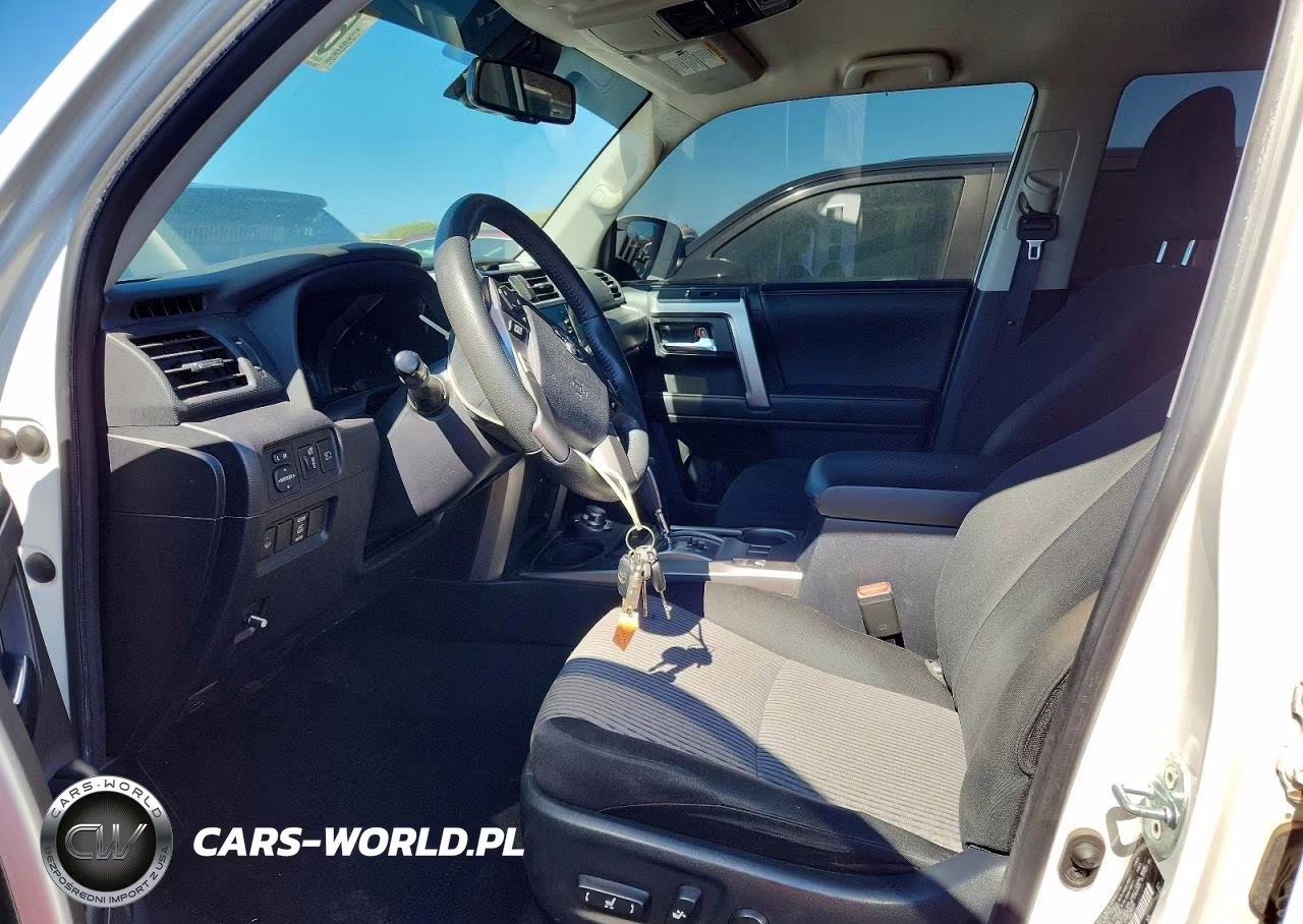 2020 Toyota 4Runner Sr5 VIN:JTEBU5JR3L5755928 - 7